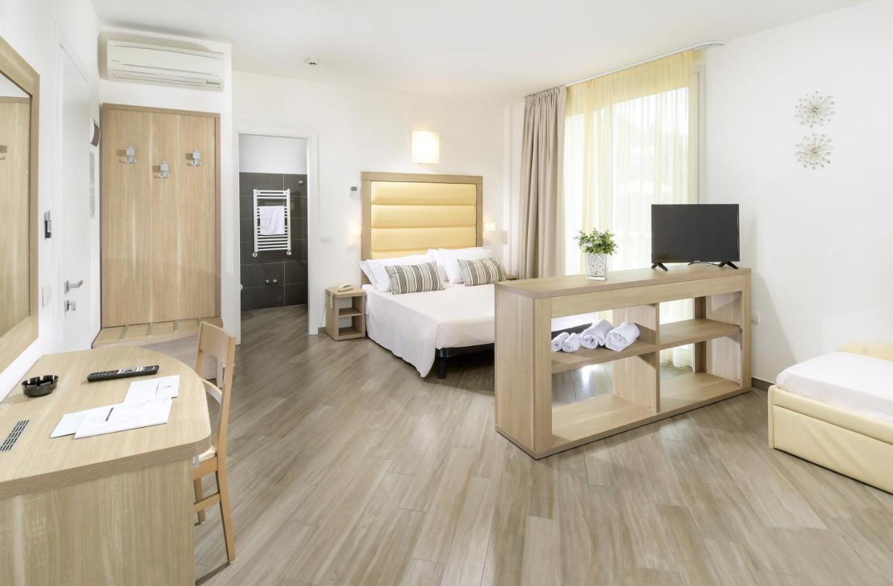 Hotel Atlantic & Spa Gabicce Mare Zewnętrze zdjęcie