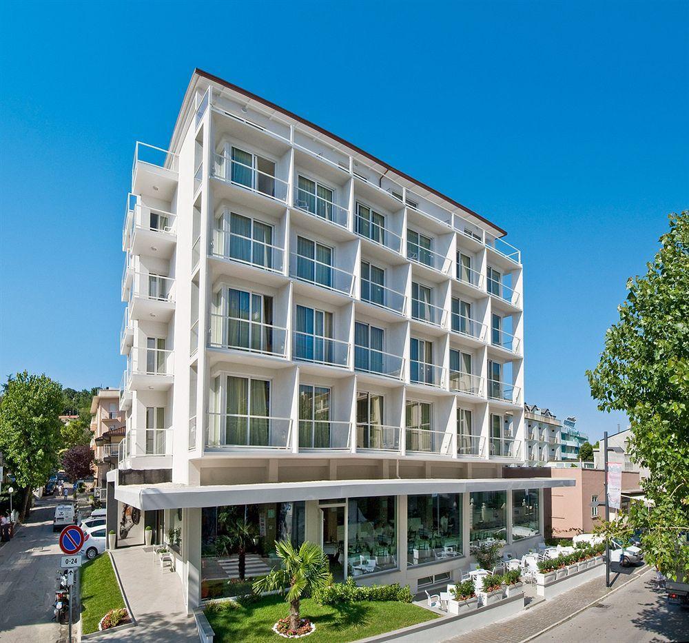 Hotel Atlantic & Spa Gabicce Mare Zewnętrze zdjęcie